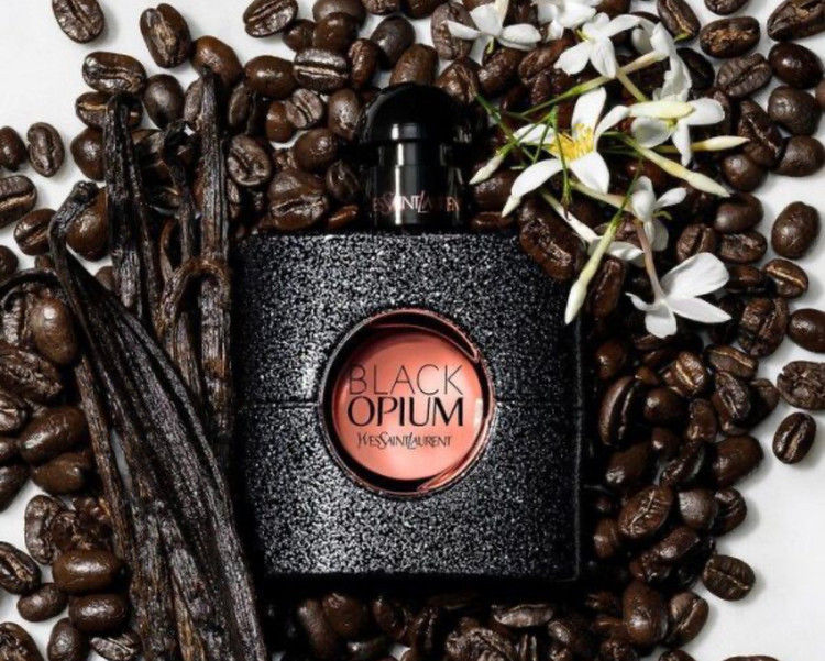 عطر بلک اپیوم اصلی اسانس گرمی ماندگاری پخش بوی قوی از برند لوزی ضمانت اصالت پرفیوم مرجانی