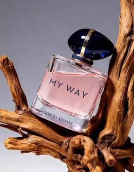 عطر مای وی اسانس گرمی اصلی پرفیوم مرجانی ماندگاری پخش بو قوی ضمانت مرجوعی